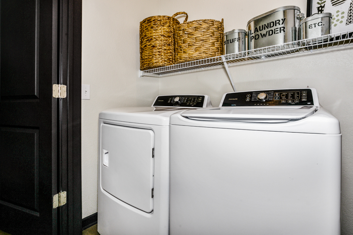 Altitude Wichita | Laundry | In-Unit Full Size Washer & Dryer